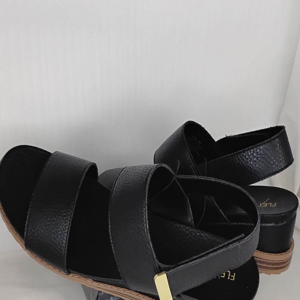 Black Women's Sandals - Picture 4 of 8